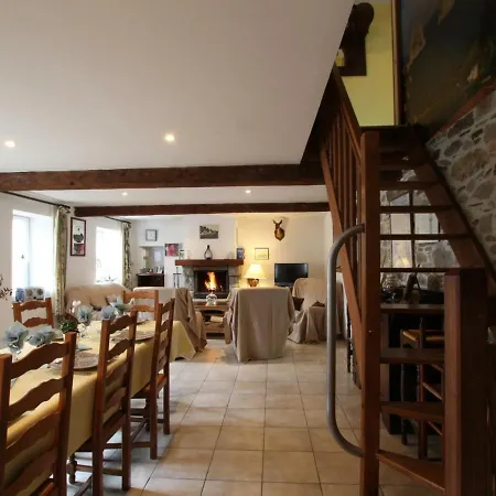 Le Vast, 5 Pièces, 8 Personnes - Fr-1-362-252 * Le Vast